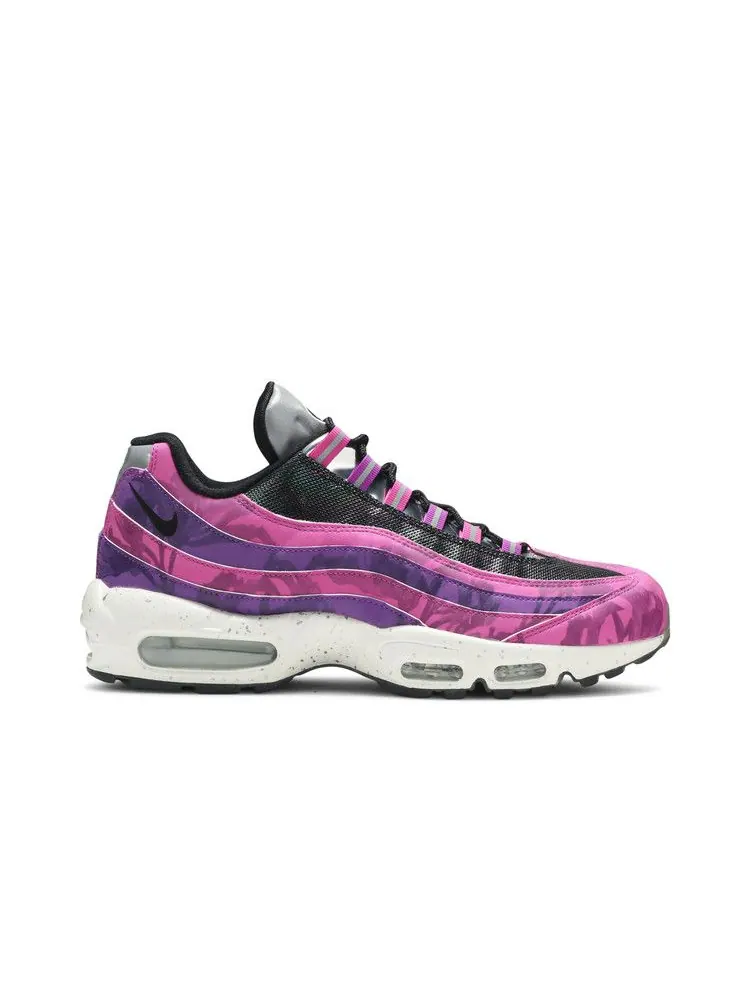 Кроссовки Nike Air Max 95 Premium 'Flame Powder' — изображение 2 из 9