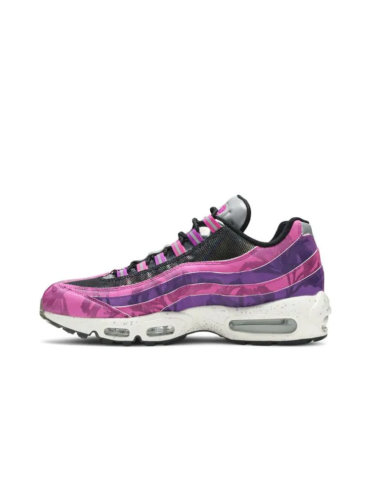 Кроссовки Nike Air Max 95 Premium 'Flame Powder' — изображение 4 из 9