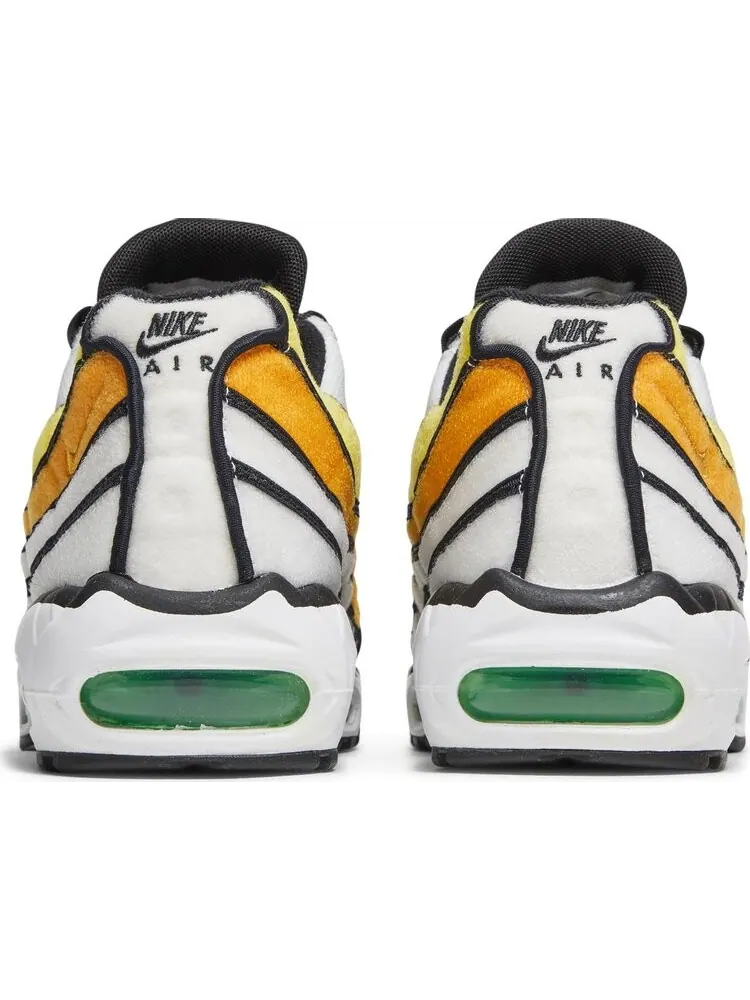 Кроссовки Nike Air Max 95 Premium 'Pollen Rise' — изображение 6 из 8, белый