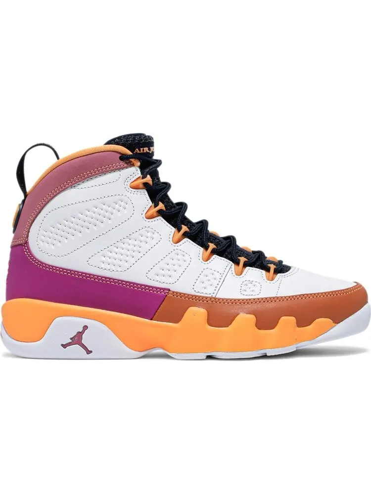 Кроссовки Wmns Air Jordan 9 Retro Change The World — изображение 1 из 10, белый