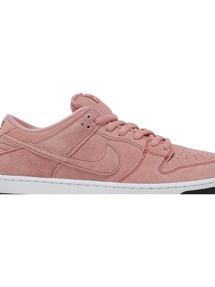 Кроссовки Nike Dunk Low SB 'Pink Pig' — изображение 2 из 8, розовый
