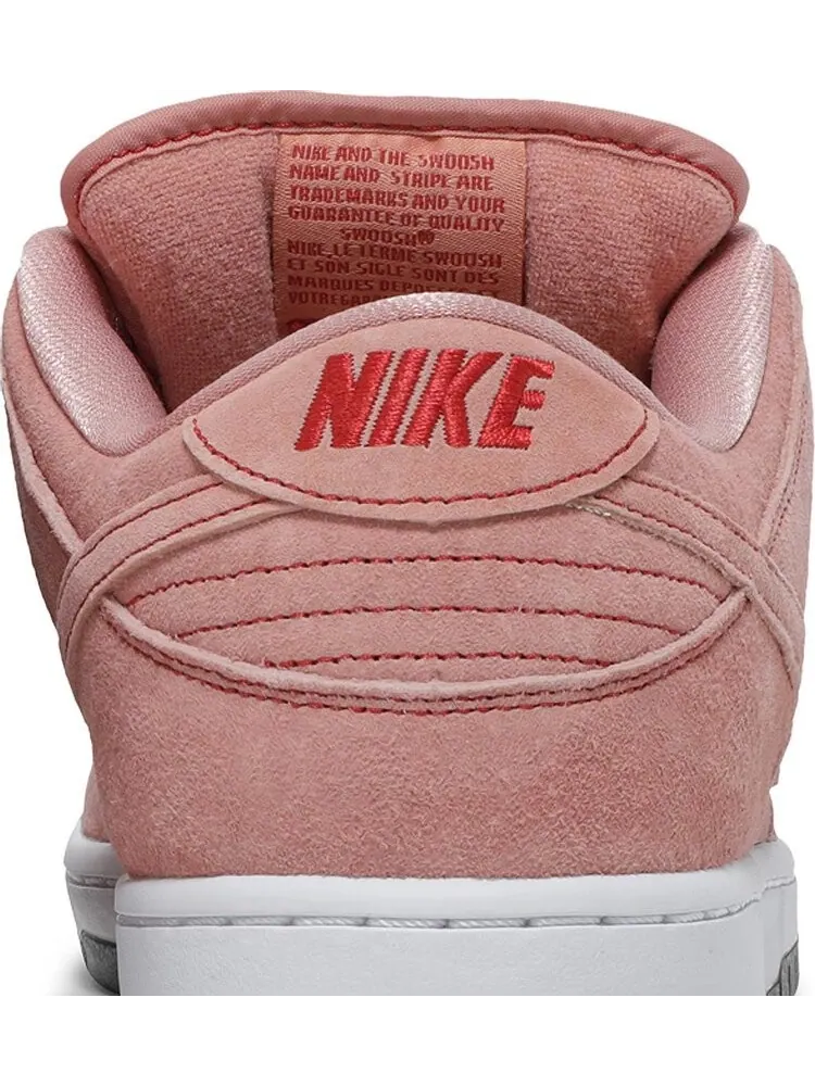 Кроссовки Nike Dunk Low SB 'Pink Pig' — изображение 7 из 8, розовый