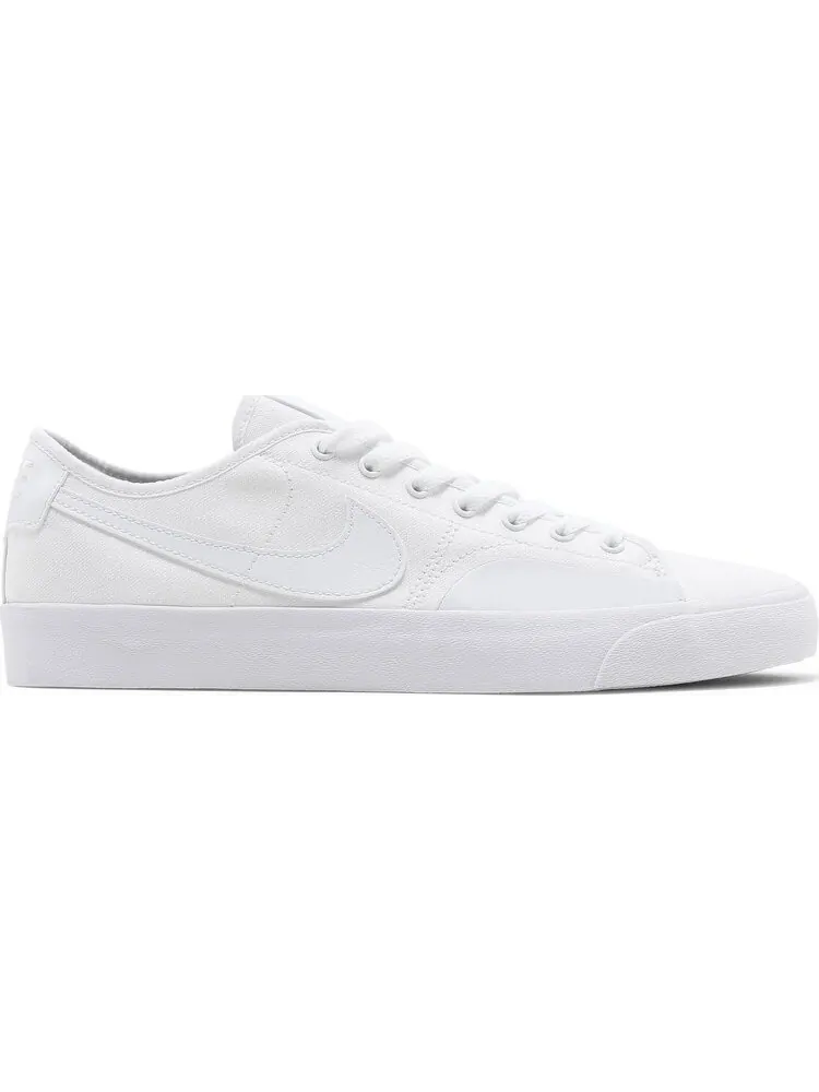 Кроссовки Nike Blazer Court SB 'Triple White' — изображение 1 из 8, белый