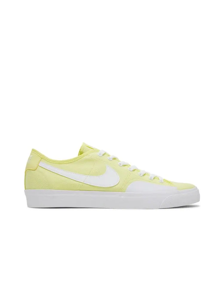 Кроссовки Nike Blazer Court SB 'Light Zitron' — изображение 2 из 9