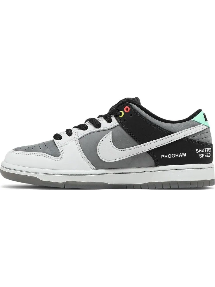 Кроссовки Nike Dunk Low SB 'Camcorder' — изображение 3 из 8, серый