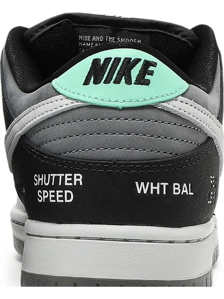 Кроссовки Nike Dunk Low SB 'Camcorder' — изображение 7 из 8, серый