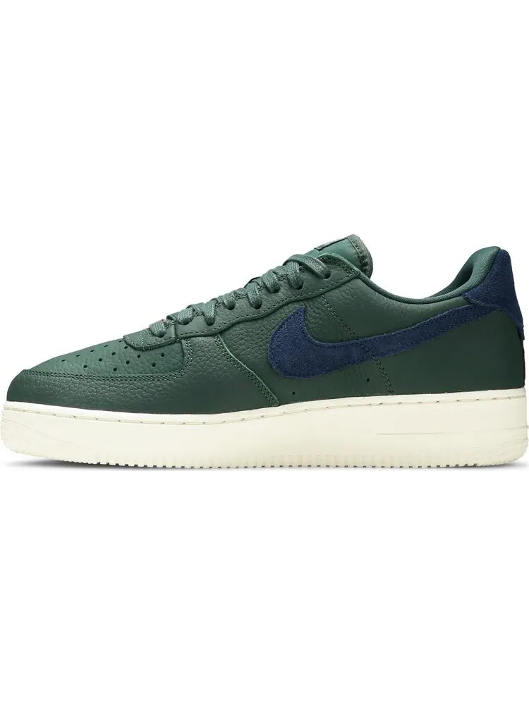 Кроссовки Nike Air Force 1 ’07 Craft 'Galactic Jade' — изображение 3 из 8, зеленый