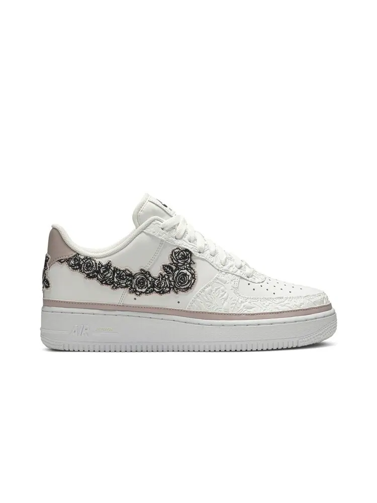 Кроссовки Nike Air Force 1 — изображение 1 из 4, белый