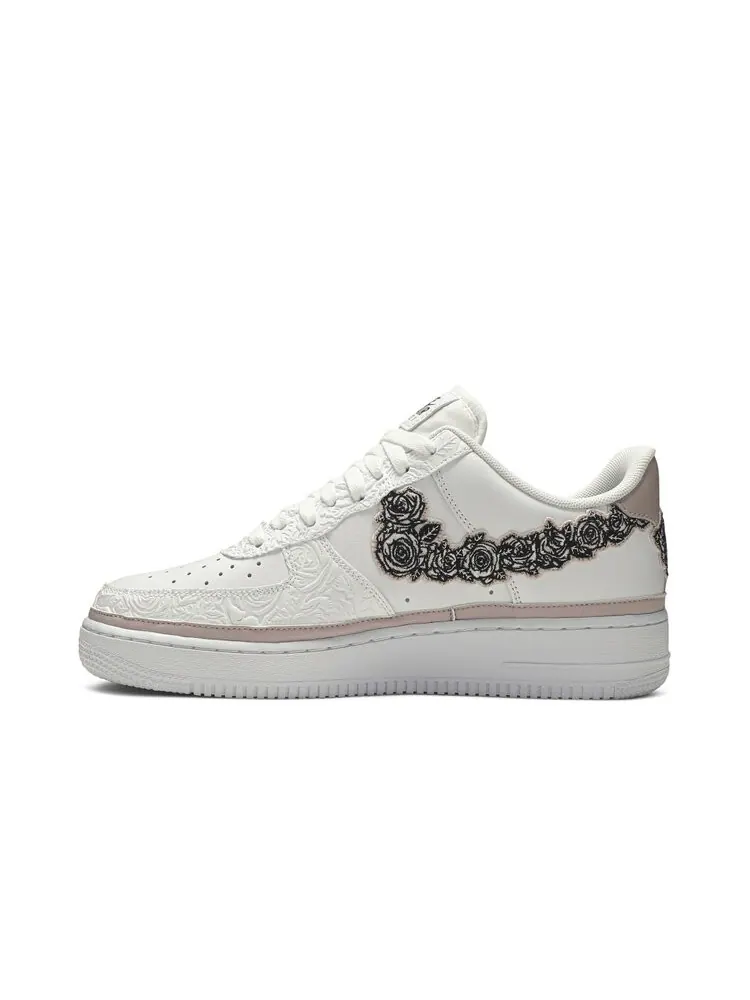 Кроссовки Nike Air Force 1 — изображение 3 из 4, белый