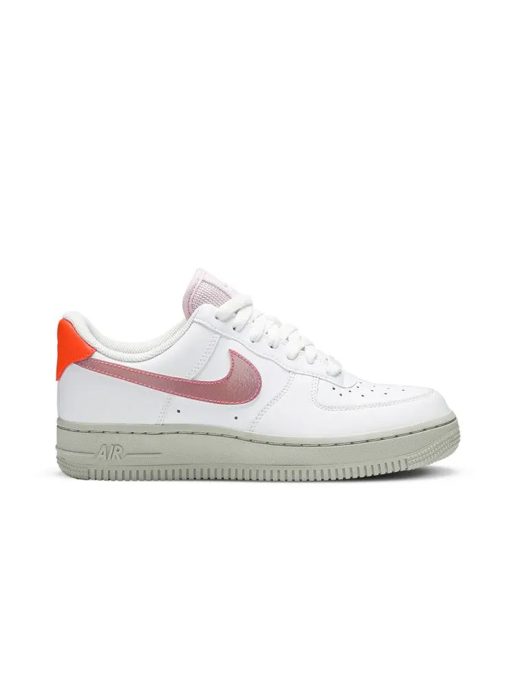 Кроссовки Nike Air Force 1 Low 'Digital Pink' — изображение 2 из 9, белый