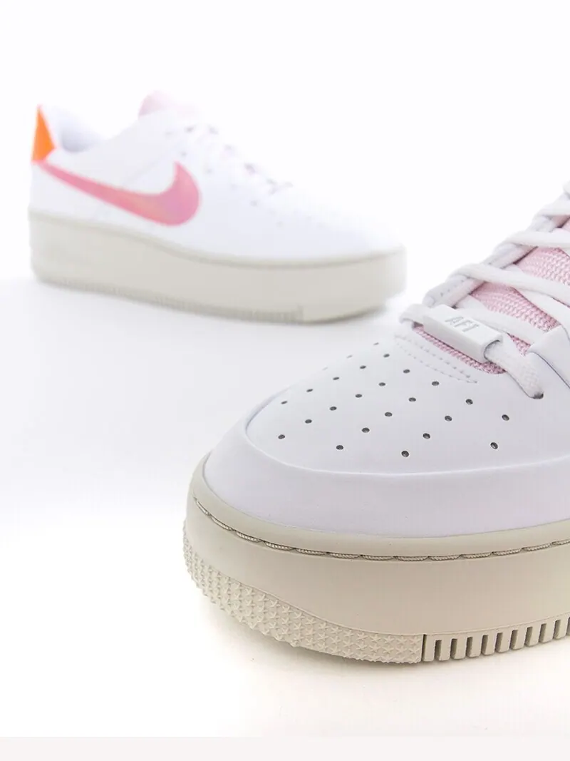 Кроссовки Nike Wmns Air Force 1 Sage Low 'White Pink' — изображение 6 из 9, белый