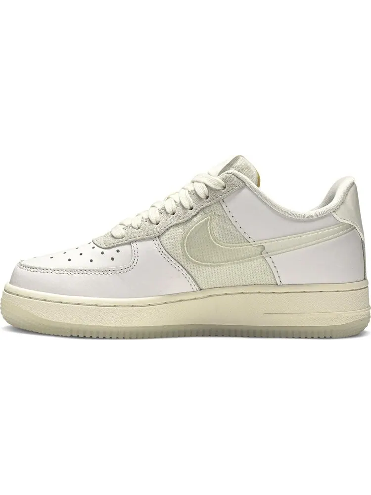 Кроссовки Nike Air Force 1 Low 'Transparent Swoosh' — изображение 3 из 8, белый