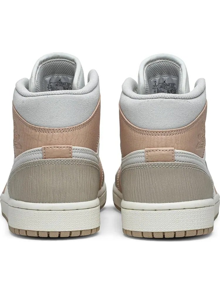 Кроссовки Air Jordan 1 Mid Milan — изображение 6 из 8, загар