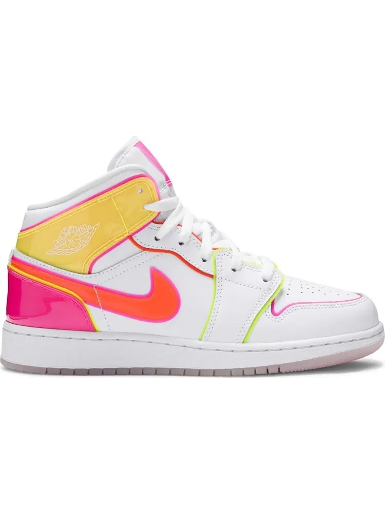 Кроссовки Air Jordan 1 Mid SE GS Edge Glow — изображение 1 из 8, белый
