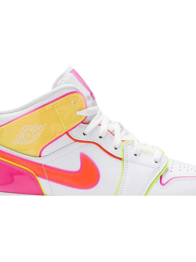 Кроссовки Air Jordan 1 Mid SE GS Edge Glow — изображение 2 из 8, белый