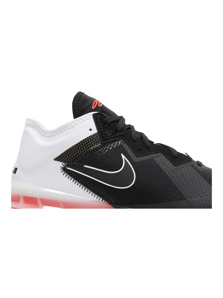 Кроссовки Nike LeBron 18 Low 'Heart of Lion' — изображение 3 из 9, черный/яркий/белый