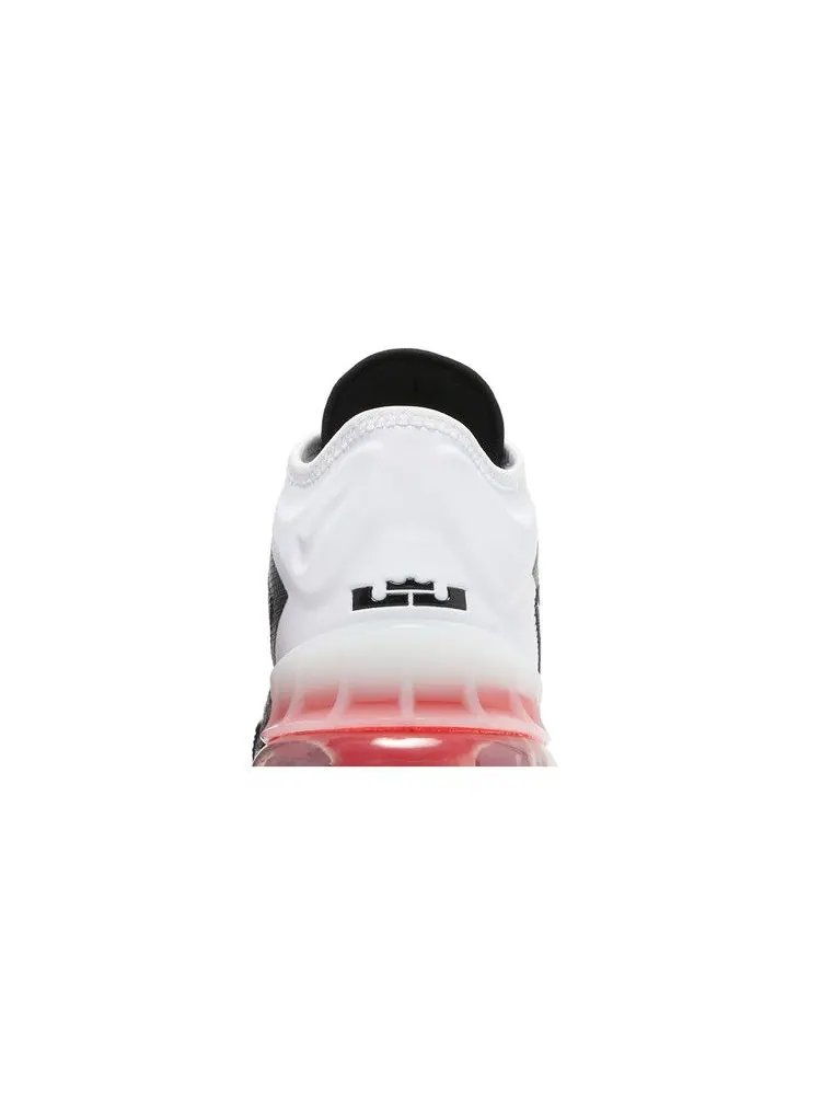 Кроссовки Nike LeBron 18 Low 'Heart of Lion' — изображение 8 из 9, черный/яркий/белый