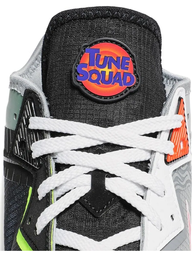 Кроссовки Nike Space Jam x LeBron 18 Low 'Bugs x Marvin' — изображение 9 из 10, серый