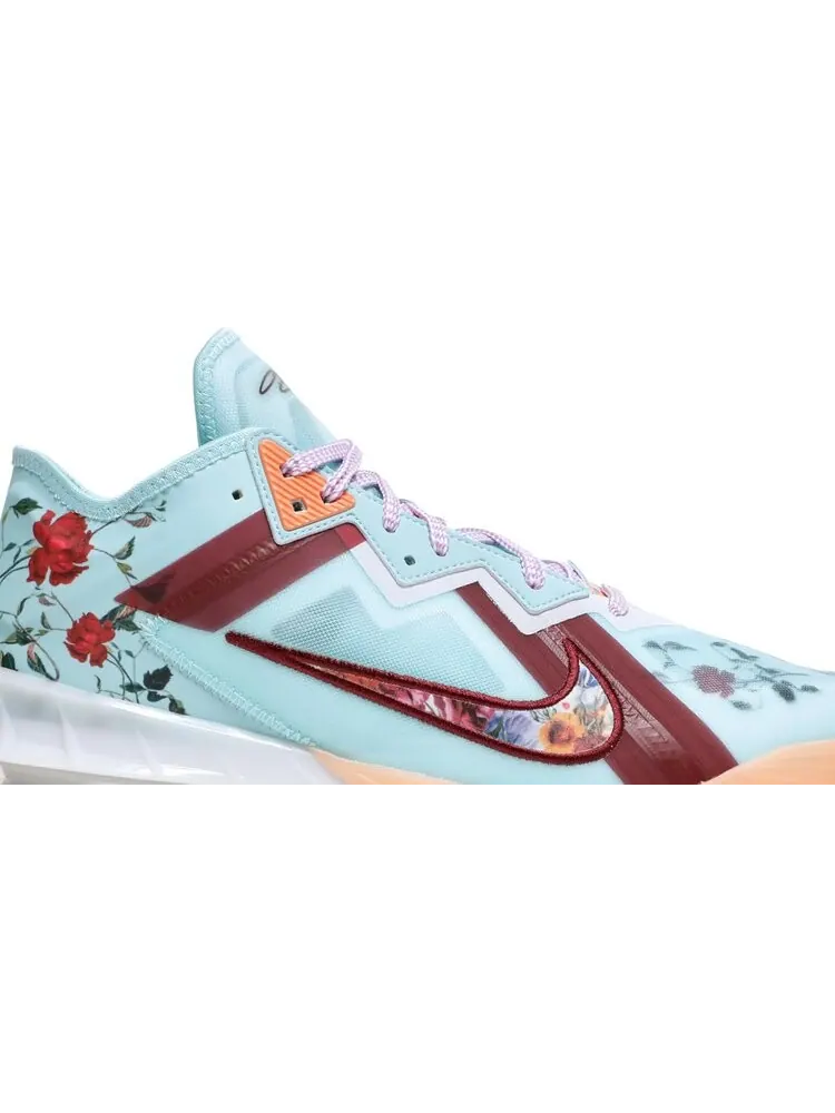 Кроссовки Nike Mimi Plange x LeBron 18 Low 'Daughters' — изображение 2 из 8, синий