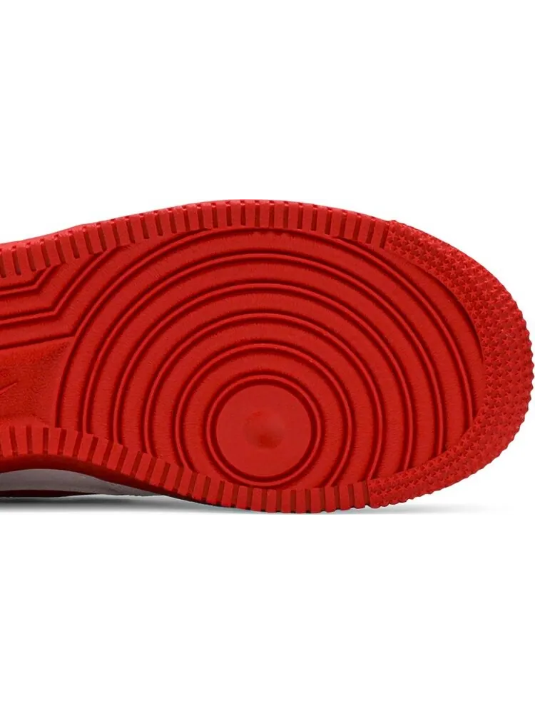 Кроссовки Nike Air Force 1 GS 'White Red Sole' — изображение 5 из 8, белый