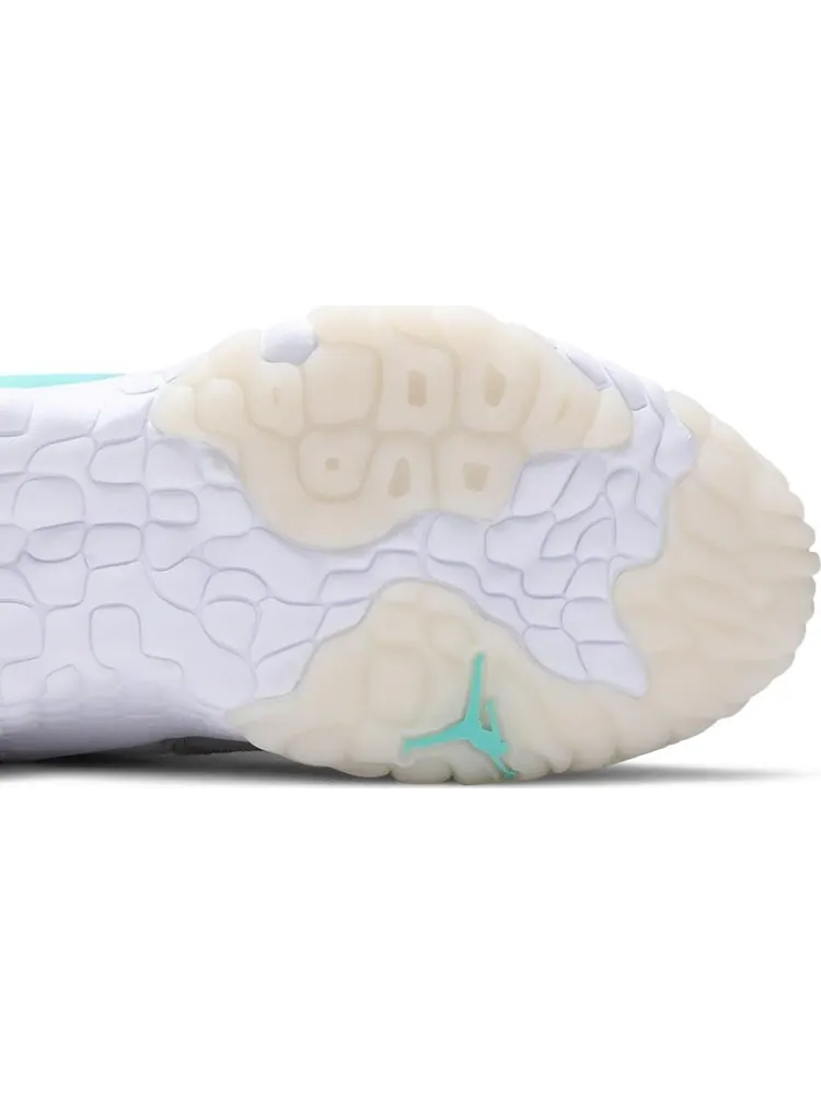 Кроссовки Jordan Delta 2 Platinum Grape Ice — изображение 5 из 8, белый