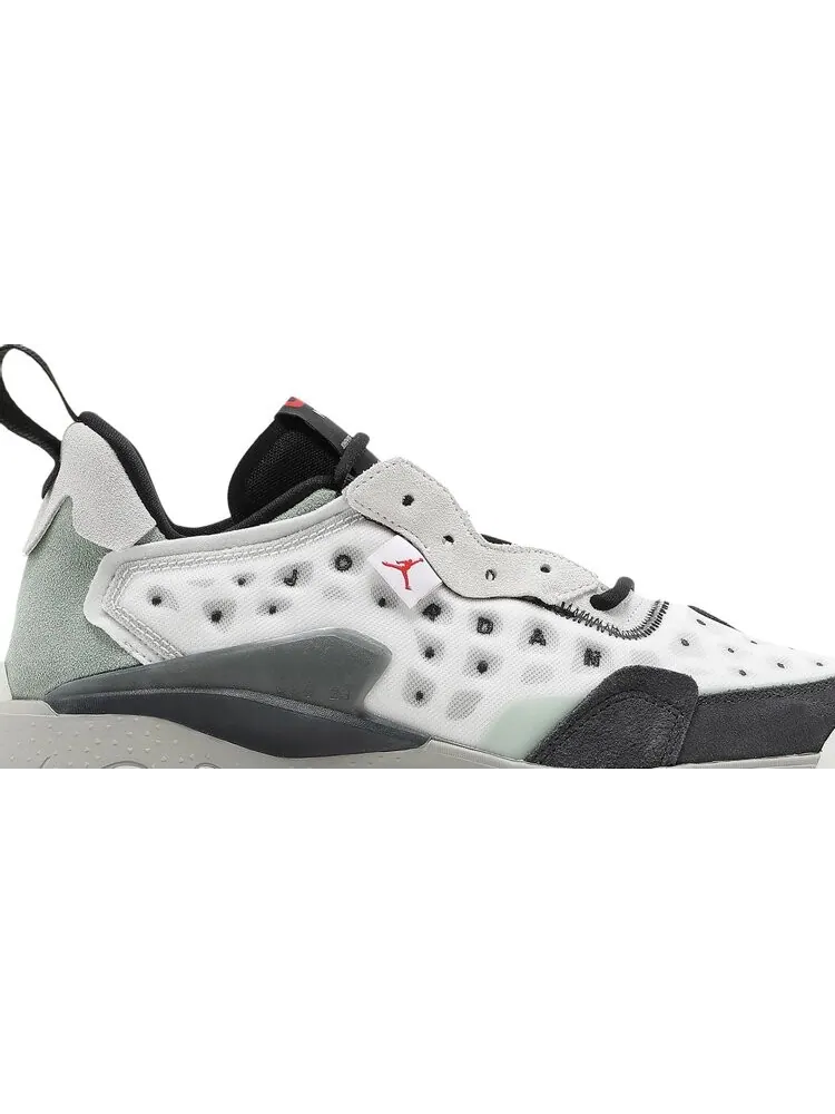 Кроссовки Jordan Delta 2 Lightning — изображение 2 из 8, белый