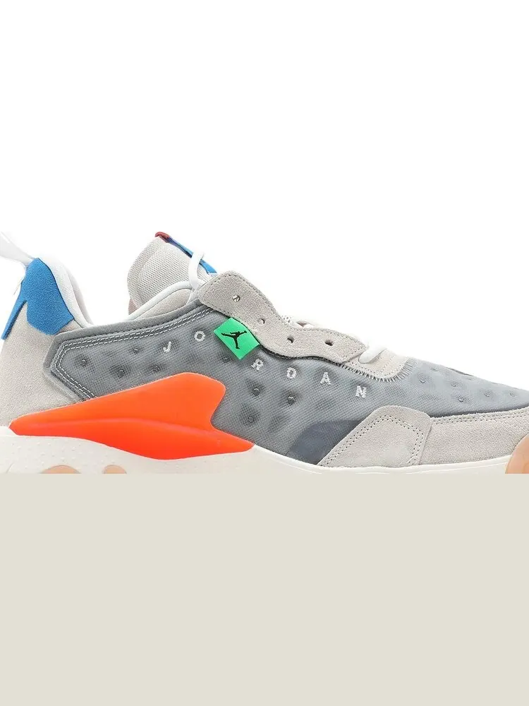 Кроссовки Jordan Delta 2 Light Smoke Grey Total Orange — изображение 2 из 8, серый