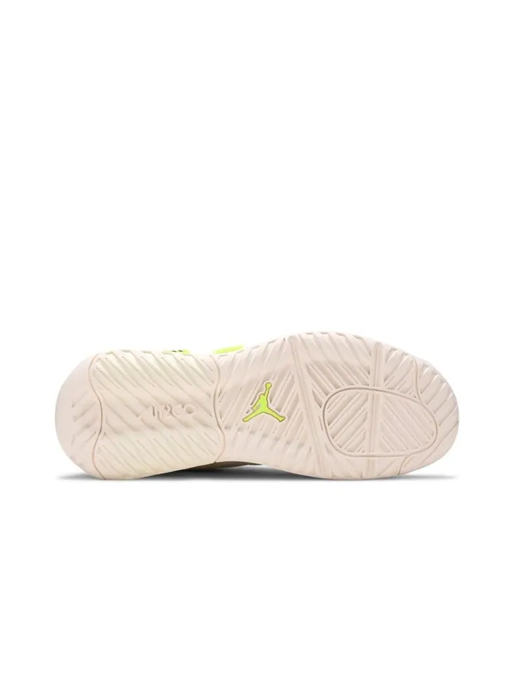 Кроссовки Air Jordan Jordan MA2 — изображение 4 из 4, бежевый