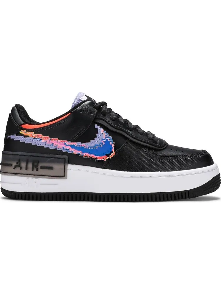 Кроссовки Nike Wmns Air Force 1 Shadow SE 'Pixel Swoosh - Off Noir' — изображение 1 из 8, черный
