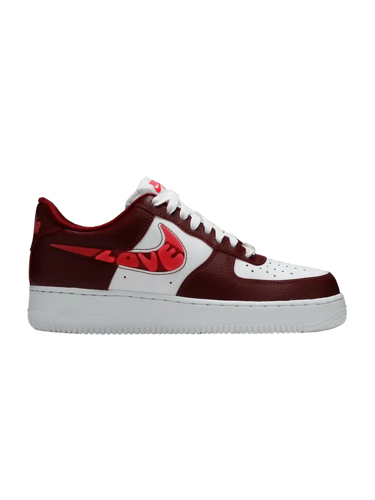 Кроссовки Nike Wmns Air Force 1 '07 SE 'Love For All - Team Red' — изображение 1 из 9