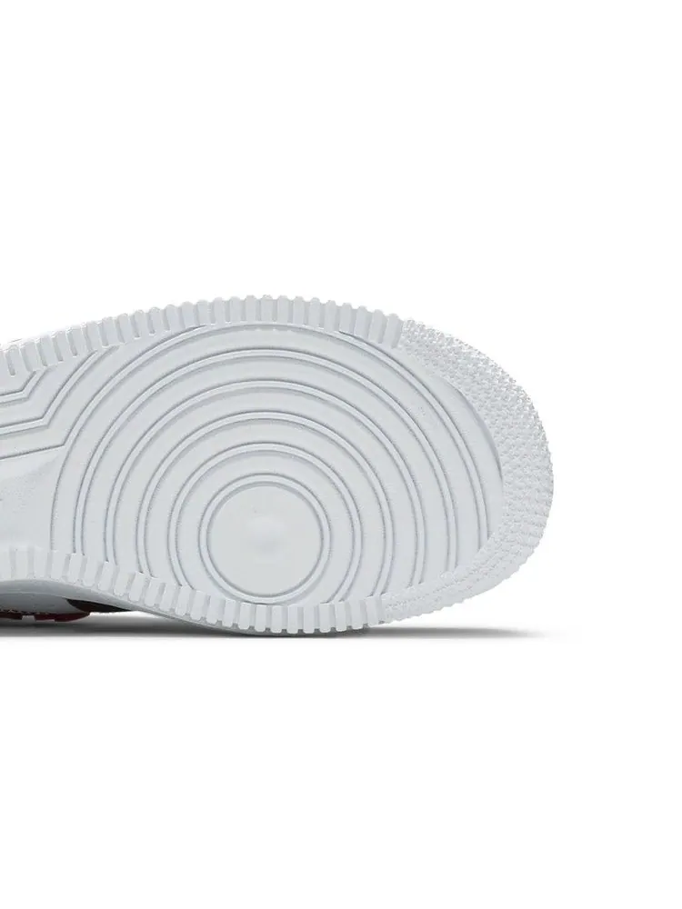 Кроссовки Nike Wmns Air Force 1 '07 SE 'Love For All - Team Red' — изображение 6 из 9