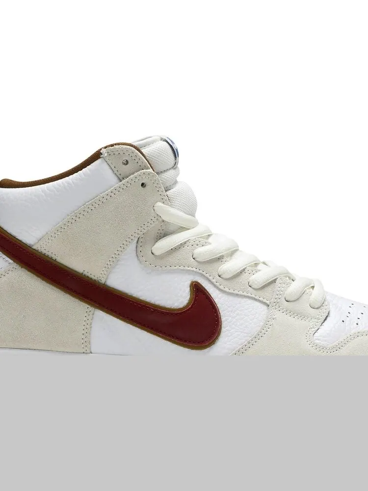 Кроссовки Nike Dunk High SB 'Sail' — изображение 2 из 8, загар