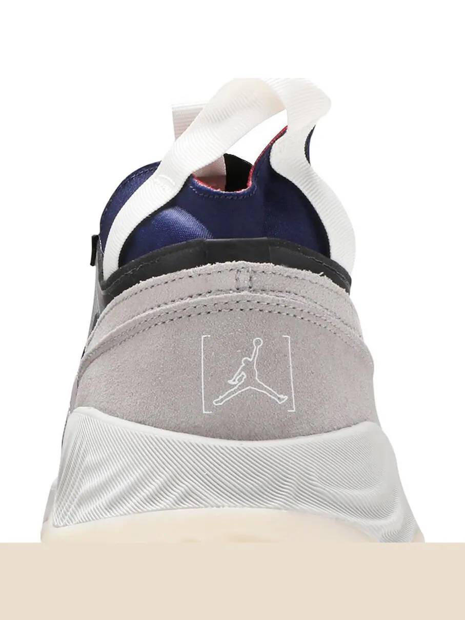Кроссовки Jordan Delta Breathe 'Clear Medium Grey' — изображение 3 из 6, серый