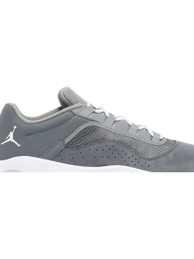 Кроссовки Air Jordan 11 CMFT Low Cool Grey — изображение 2 из 8, серый