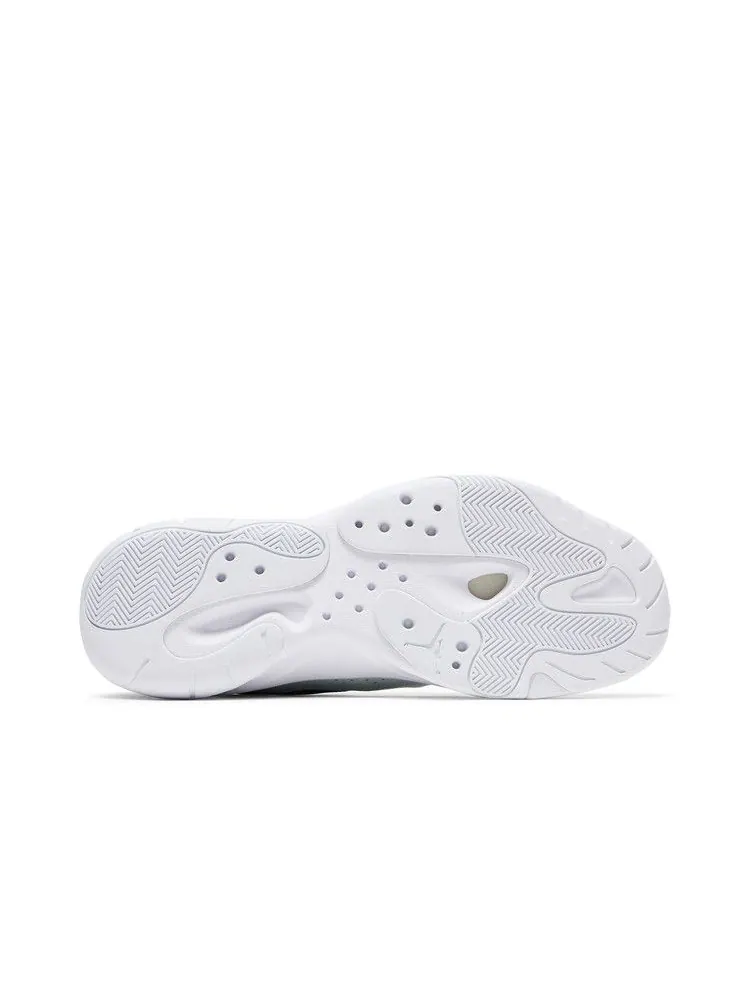 Кроссовки Air Jordan Air Jordan 11 CMFT Low 'Barely Green' — изображение 5 из 9