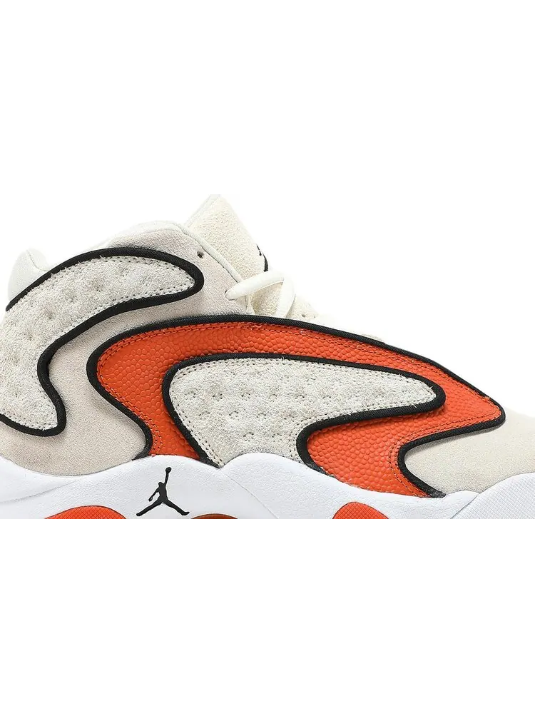 Кроссовки Wmns Air Jordan OG Coconut Milk — изображение 2 из 8, оранжевый