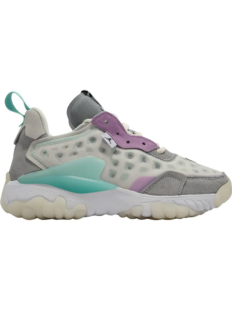 Кроссовки Wmns Jordan Delta 2 'Platinum Tint Dark Smoke Grey' — изображение 1 из 1, белый