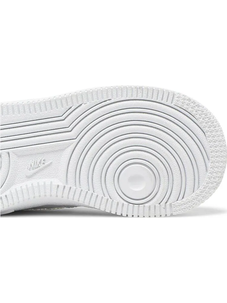 Кроссовки Nike Air Force 1 LV8 TD 'Digital Swoosh - White' — изображение 4 из 6, белый