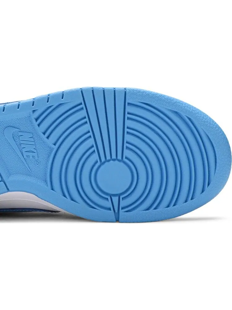Кроссовки Nike Dunk Low GS 'University Blue' — изображение 5 из 8, синий