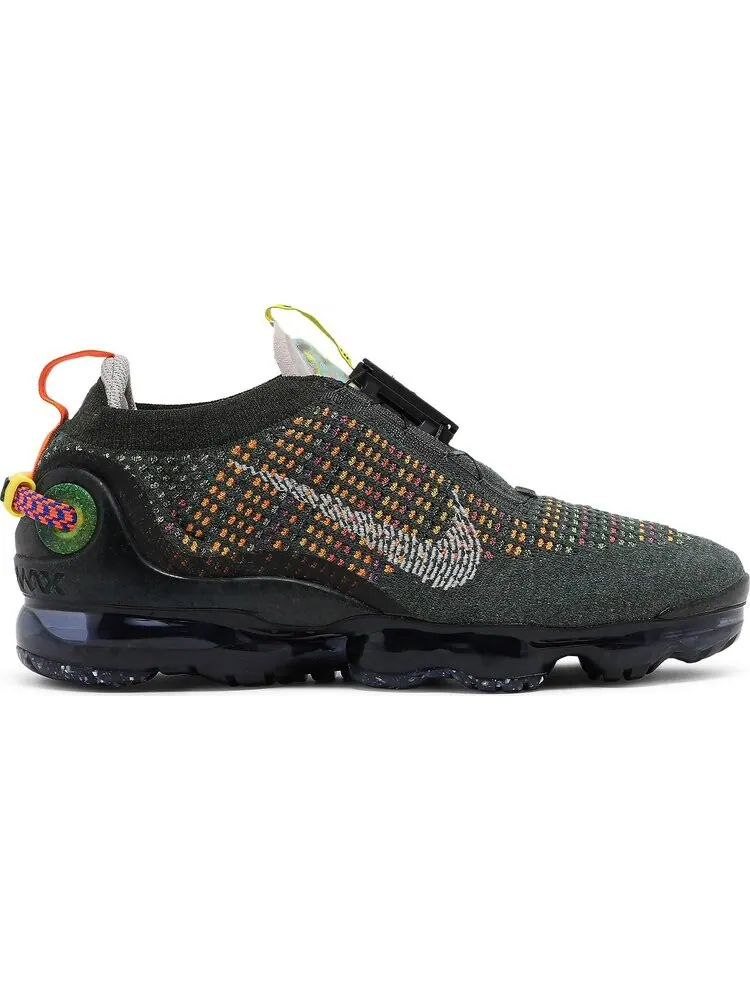Кроссовки Nike Air VaporMax 2020 Flyknit 'Newsprint' — изображение 1 из 8, зеленый