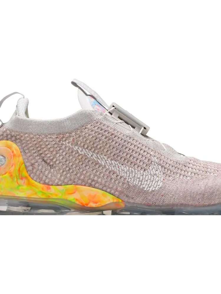 Кроссовки Nike Air VaporMax 2020 Flyknit 'Light Bone' — изображение 2 из 8, коричневый