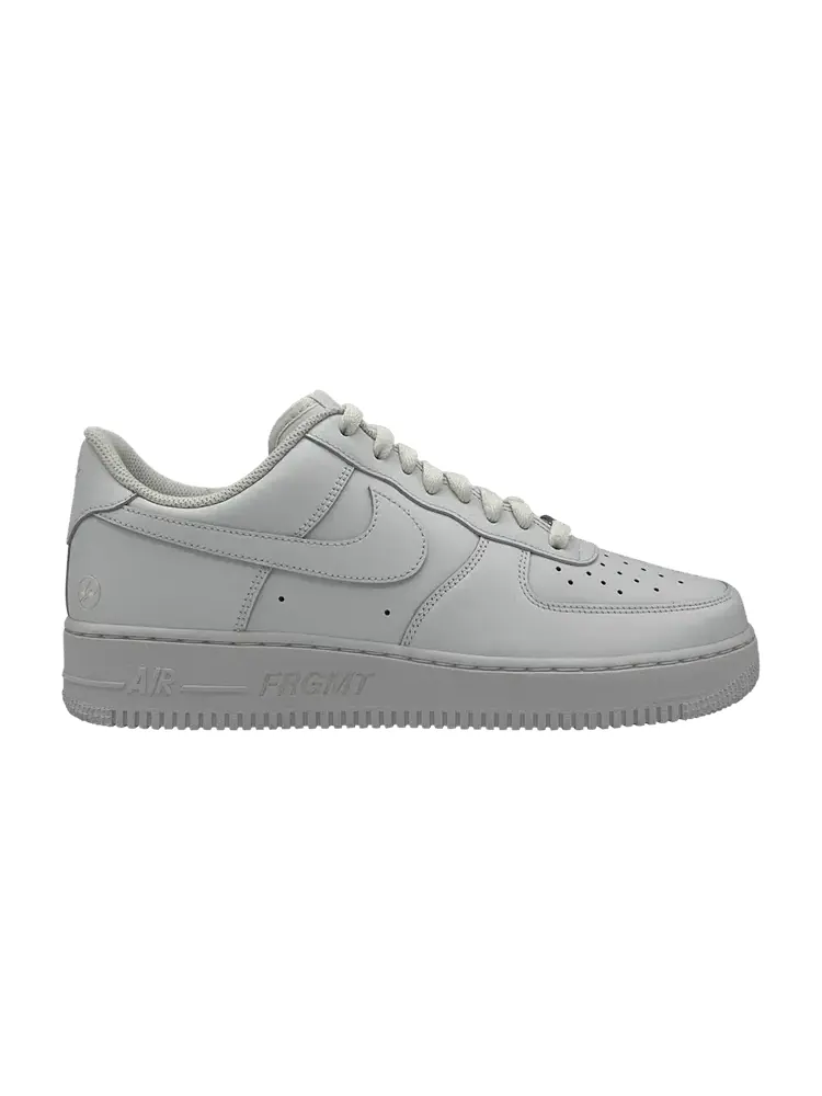 Кроссовки Nike Fragment Design x Air Force 1 'Triple White' — изображение 1 из 1, белый/белый/белый