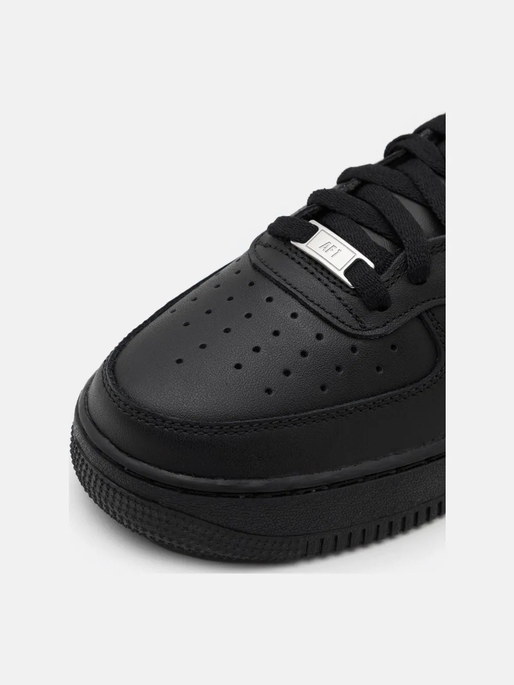 Кроссовки Nike Air Force 1 Mid '07 (Black) — изображение 6 из 9, черный