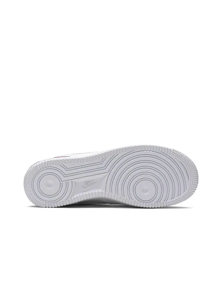 Кроссовки Nike NBA x Air Force 1 Low — изображение 4 из 4, белый