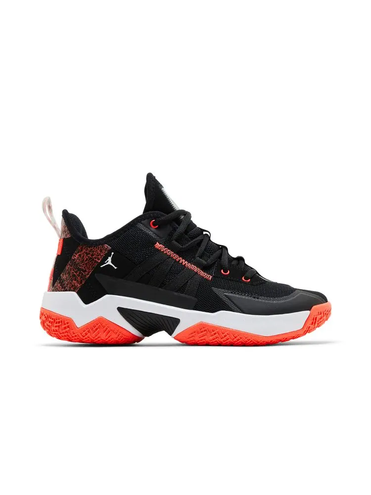 Кроссовки Jordan One Take 2 'Black Bright Crimson' — изображение 1 из 8, черный яркий