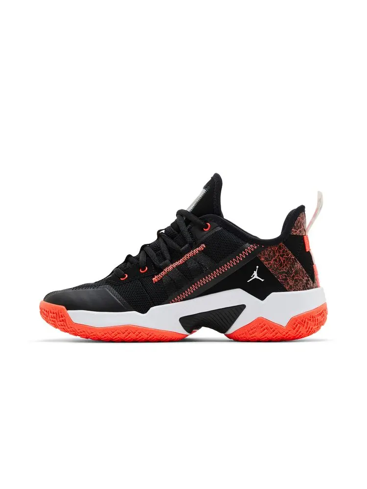 Кроссовки Jordan One Take 2 'Black Bright Crimson' — изображение 3 из 8, черный яркий