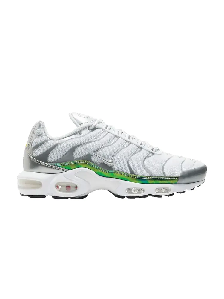 Кроссовки Nike Air Max Plus 'Metallic Green' — изображение 1 из 1, белый/металлик зеленый