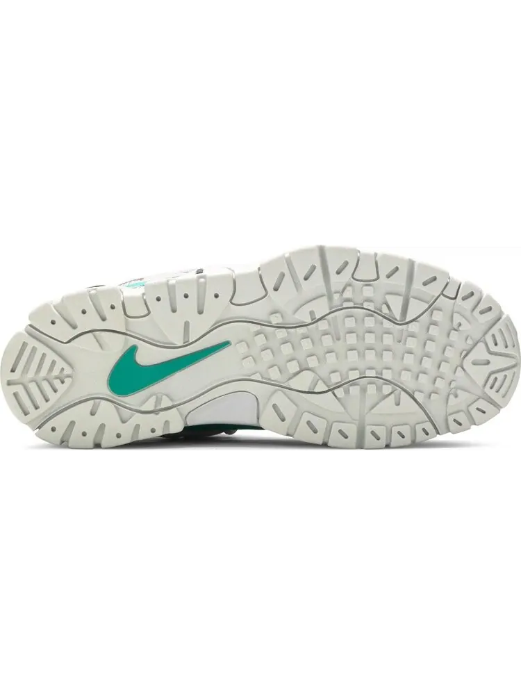 Кроссовки Nike Air Barrage Low 'Neptune Green' — изображение 4 из 8, белый