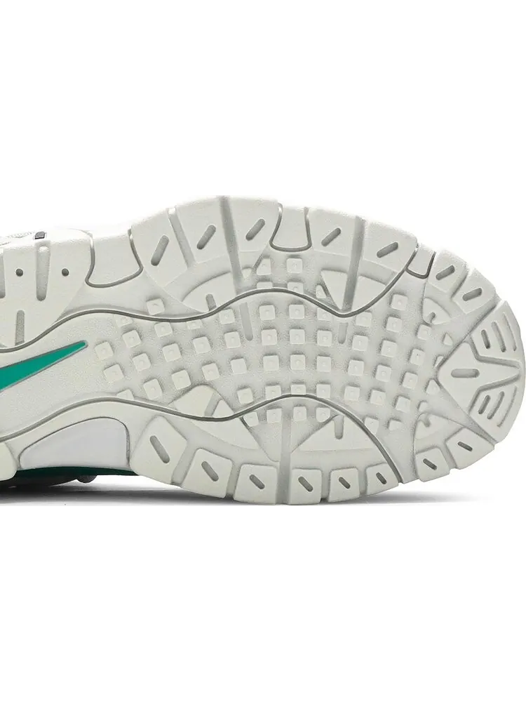 Кроссовки Nike Air Barrage Low 'Neptune Green' — изображение 5 из 8, белый