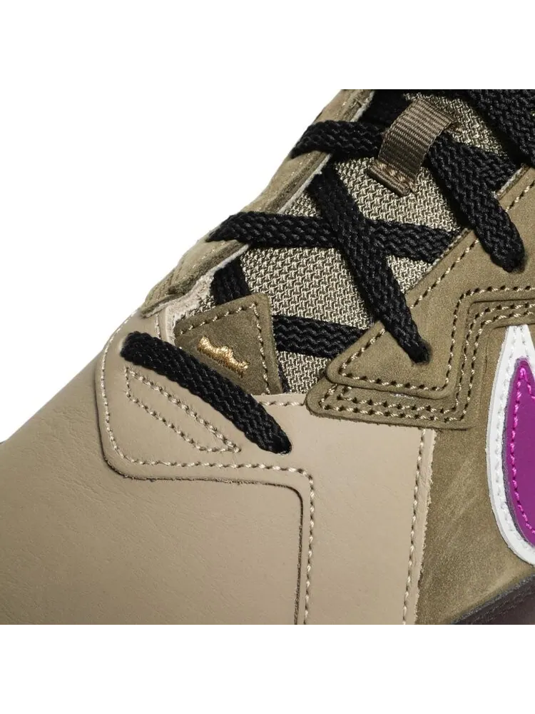 Кроссовки Nike atmos x LeBron 18 Low 'Viotech' — изображение 9 из 10, коричневый